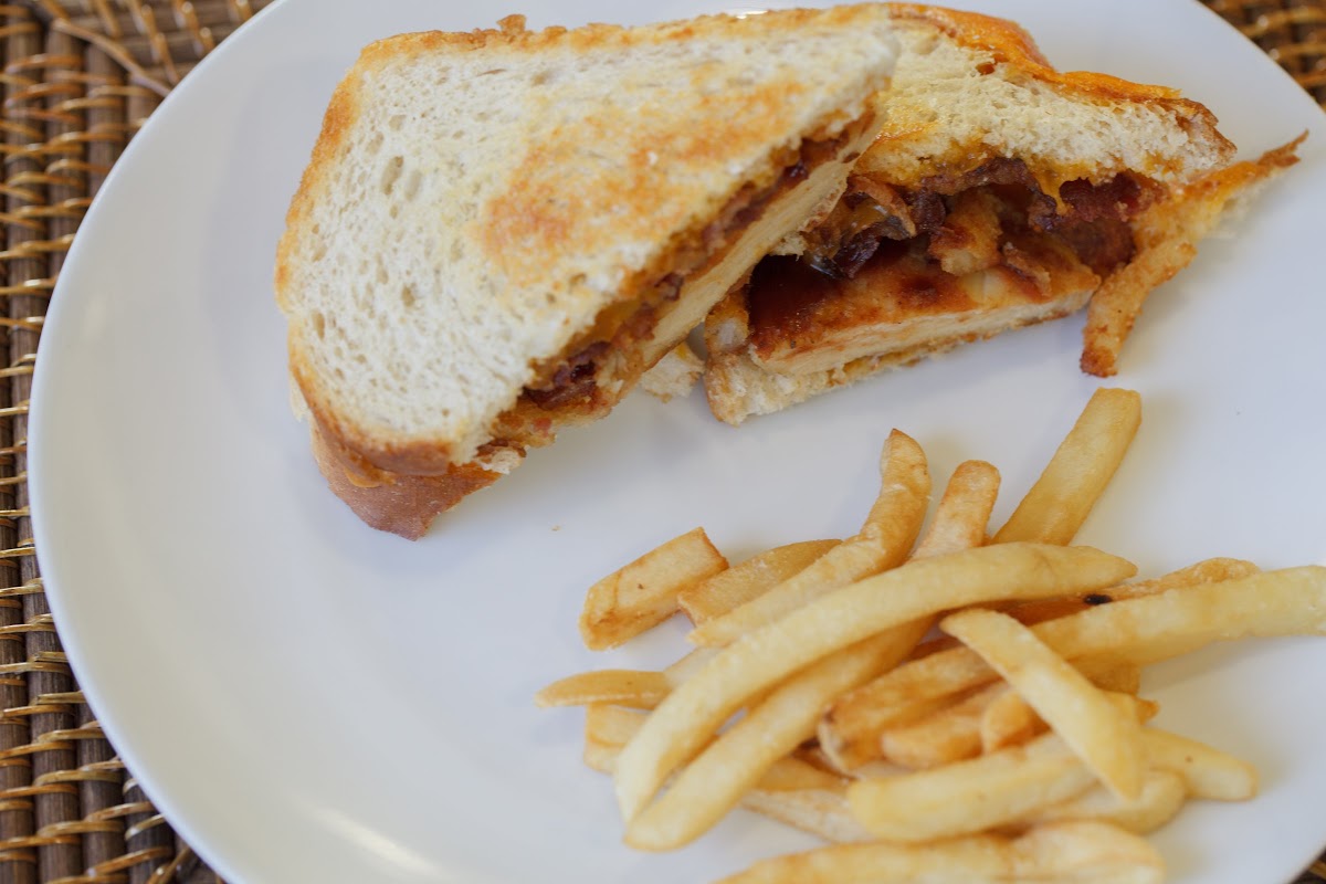 Johnny Rockets Providence - Photo 5