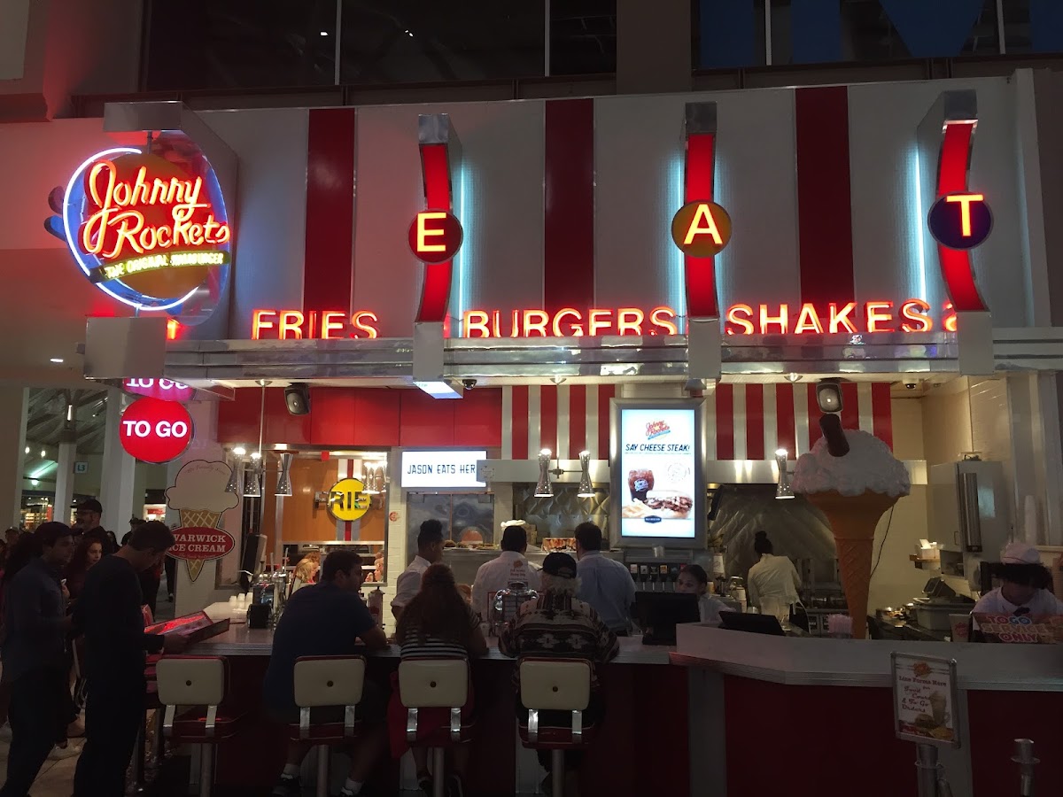 Johnny Rockets Providence - Photo 7
