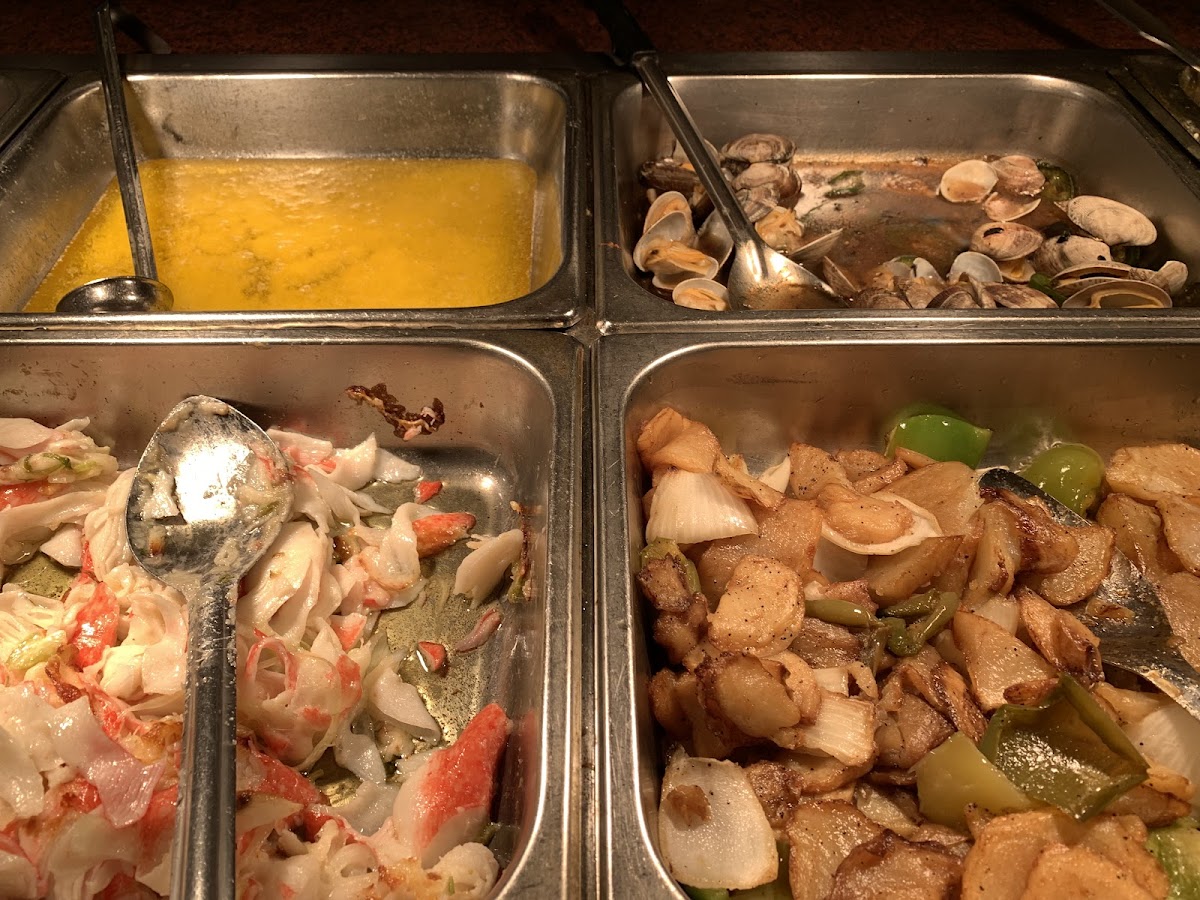 New China Buffet Mentor-On-The-Lake - Photo 1