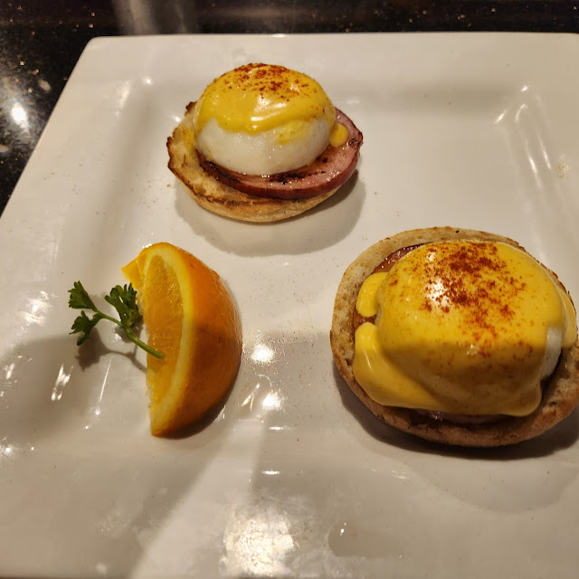Eggs Benedict