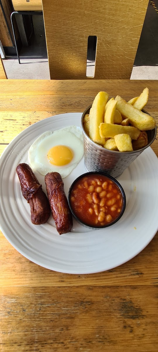 Morrisons Cafe Glastonbury BA6 9ED - Photo 3