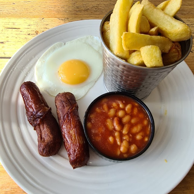 Sausages Egg Chips and Beans