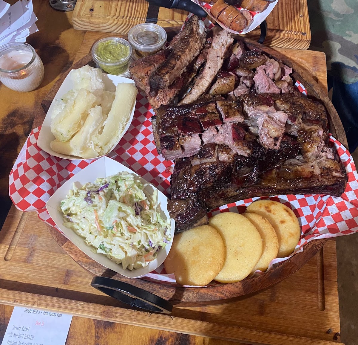 Vinotinto Grill (Carne En Vara) - Photo 1