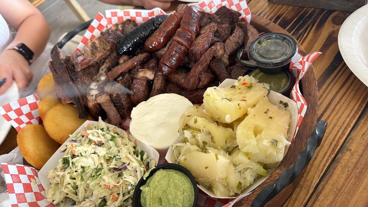 Vinotinto Grill (Carne En Vara) - Photo 3