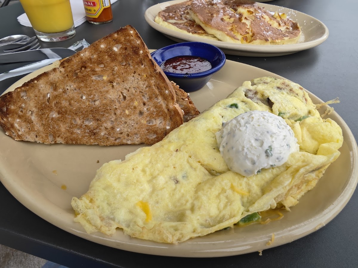 Snooze, an A.M. Eatery Webster - Photo 2