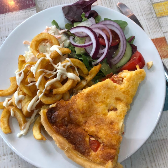 Tomatoes and Ham Quiche