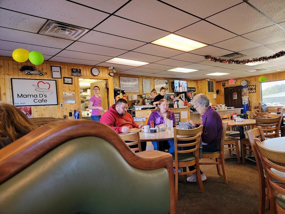 Mama D’s Cafe