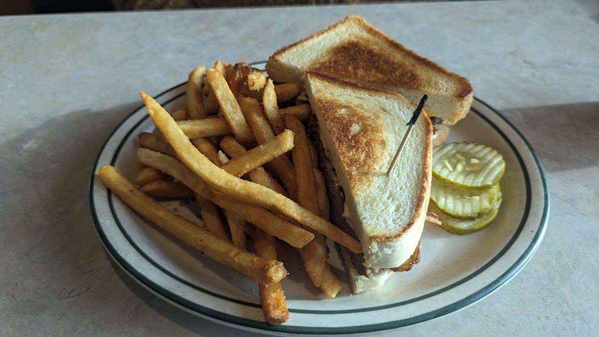 Mama D’s Cafe - Photo 3