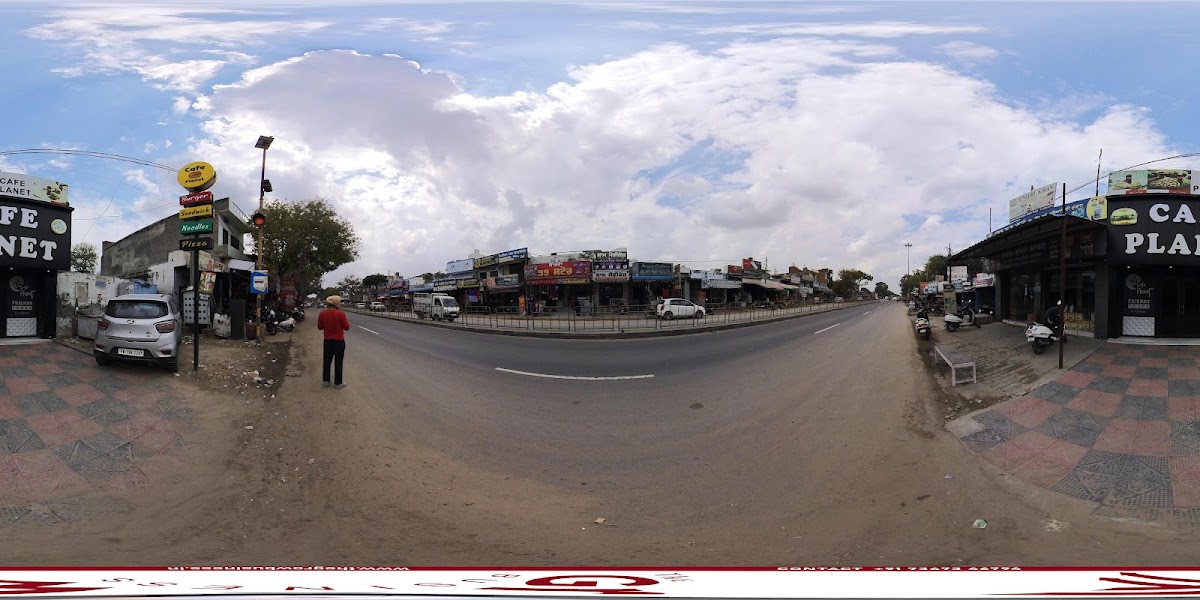 The Café Planet - Photo 5