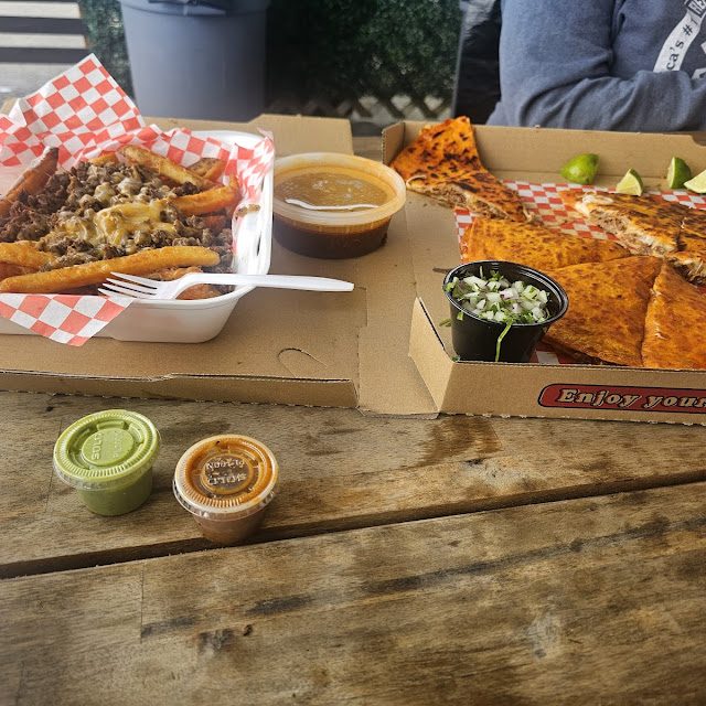 Pizzadilla
