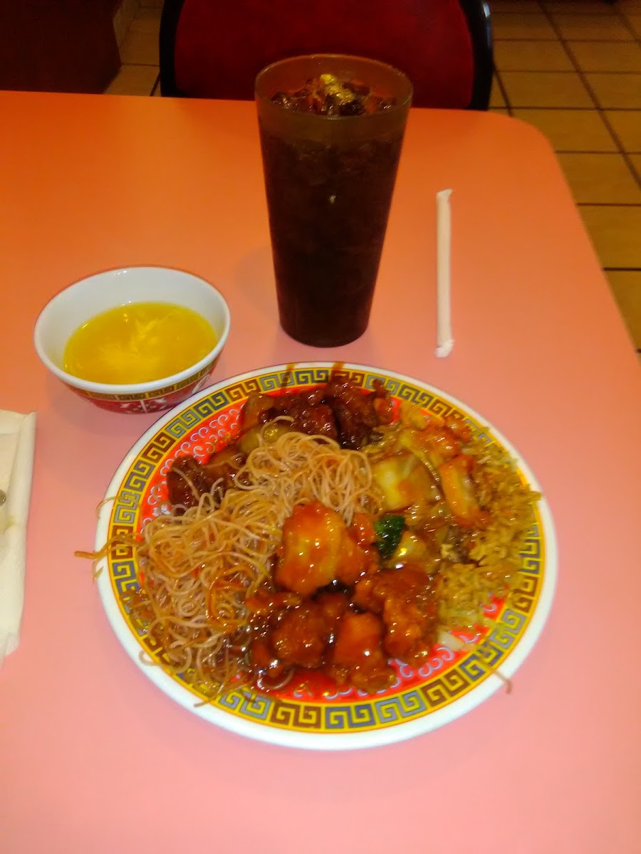 Lucky Wok Lake Charles - Photo 1