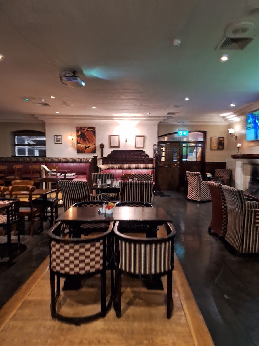 D'Arcy McGee's - Photo 4