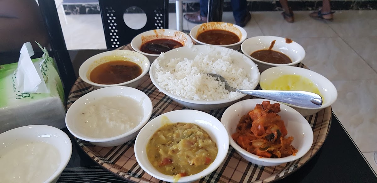 NEW PEPPER'S - Multi-Cuisine Restaurant - Photo 6