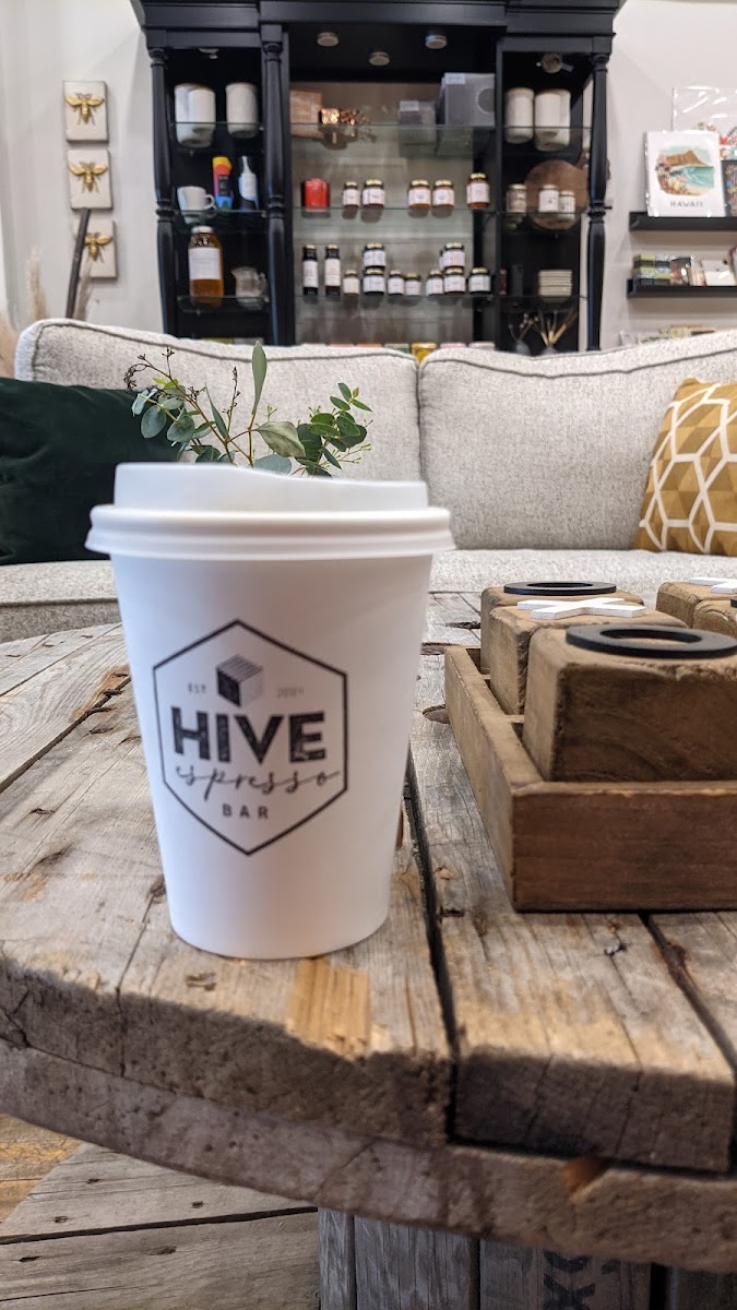 THE HIVE SK S6H 0V8 - Photo 1