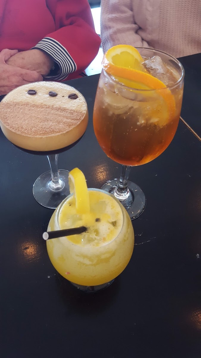 Eltons Bar Bites - Photo 8