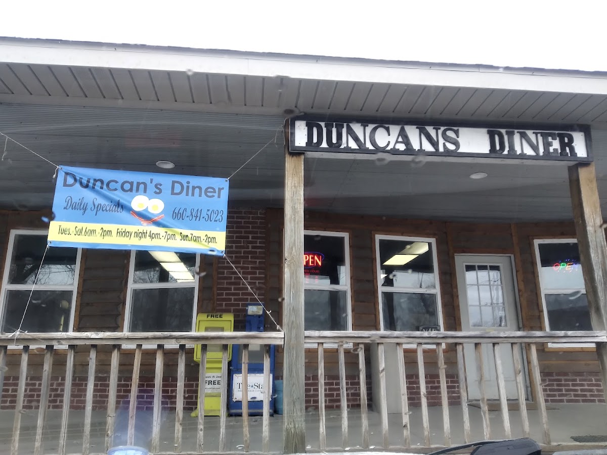 Duncan's Diner - Photo 2
