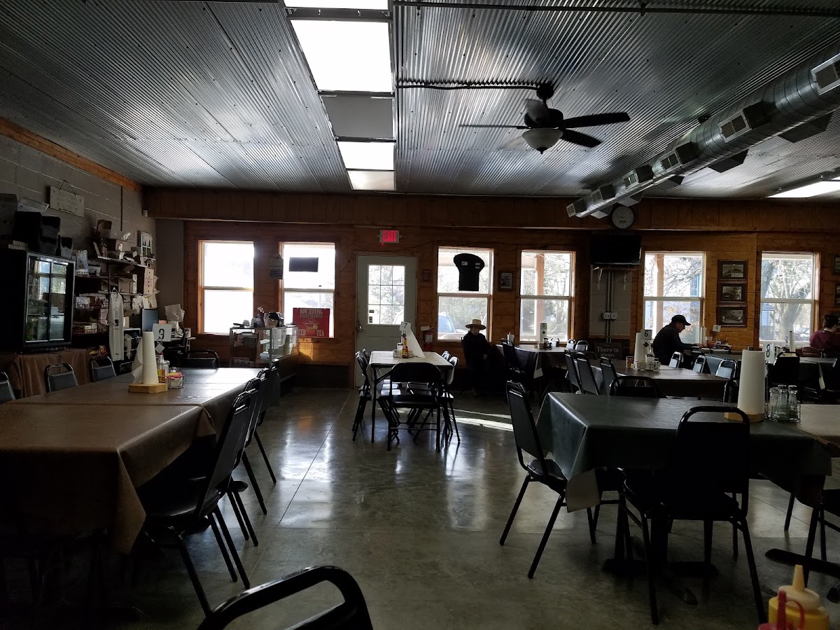 Duncan's Diner - Photo 3