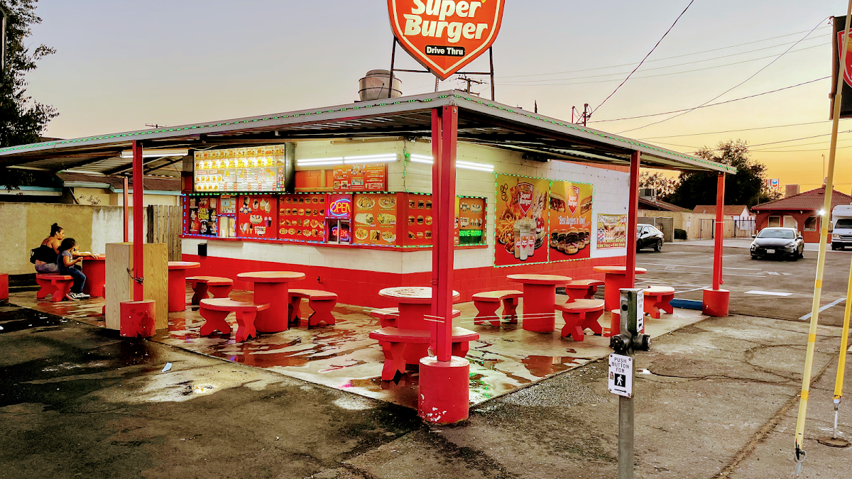 Super Burger Ceres