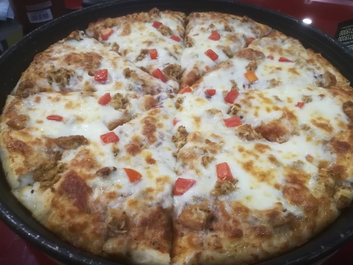 K&Q Pizza Parlour - Photo 9