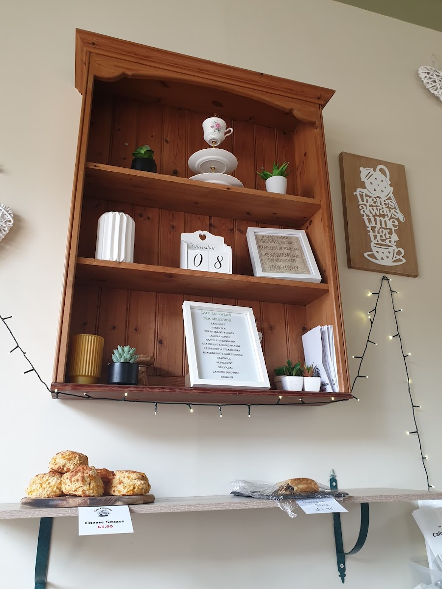 Cafe Edelweiss Carnforth LA5 9JX - Photo 5