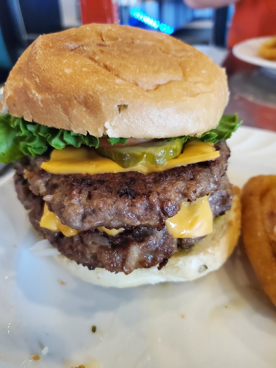Whistle Stop Restaurant - Photo 7