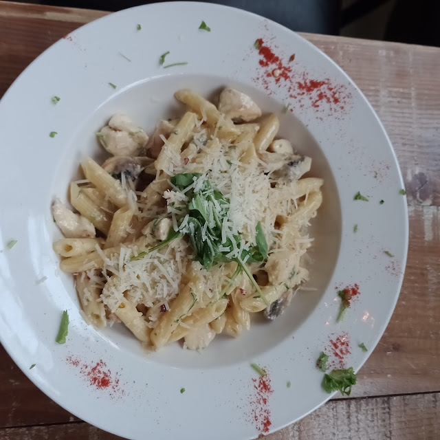 Penne Con Pollo
