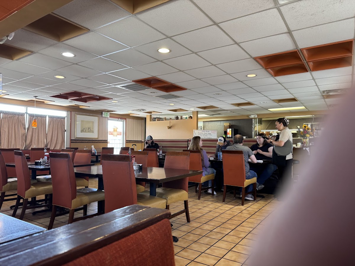 Copper Kettle Cafe Wendover - Photo 2