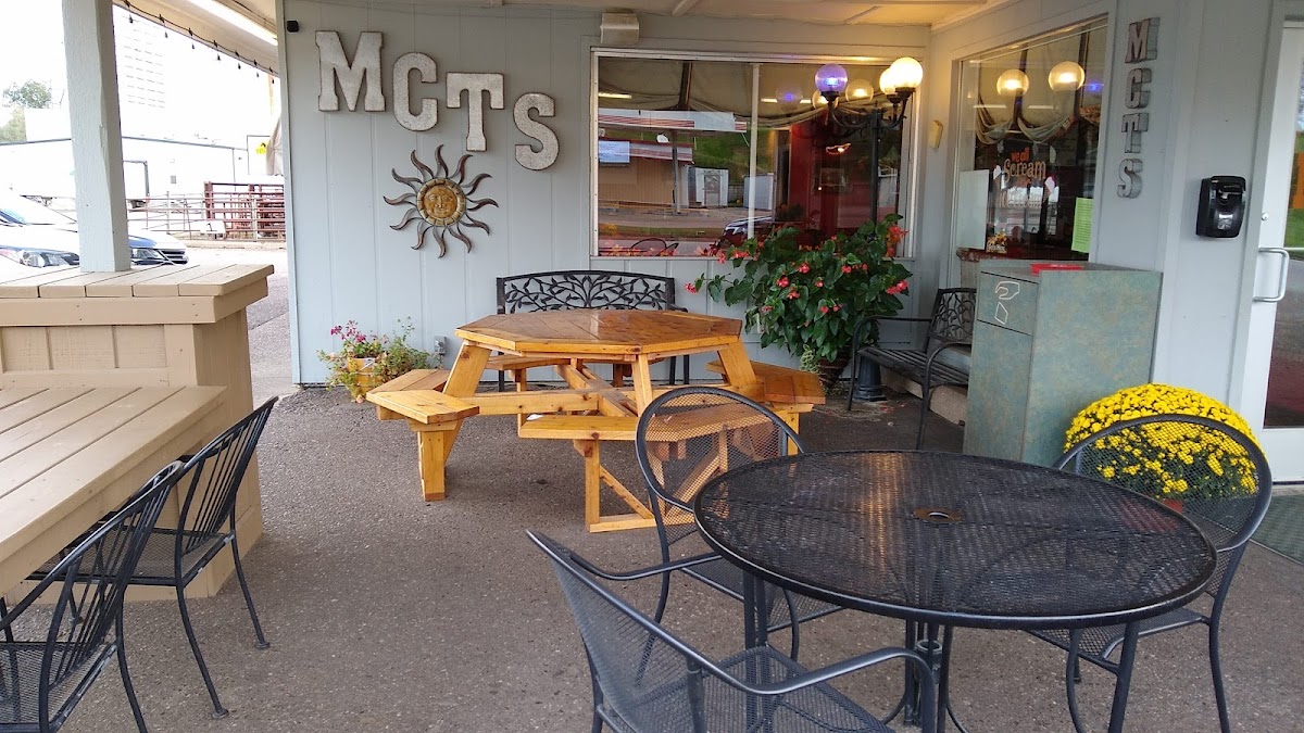 McT's Mondovi