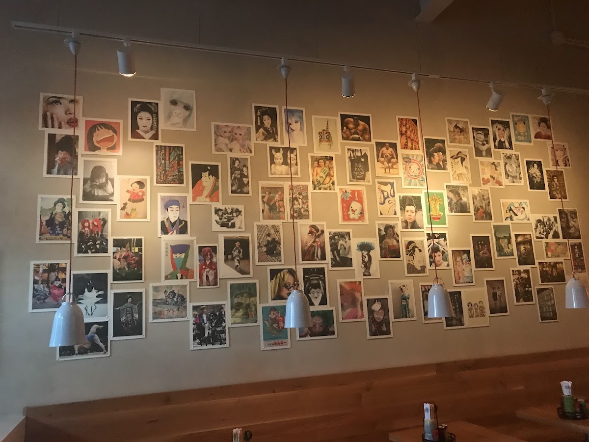 Lulu's Evanston - Photo 3
