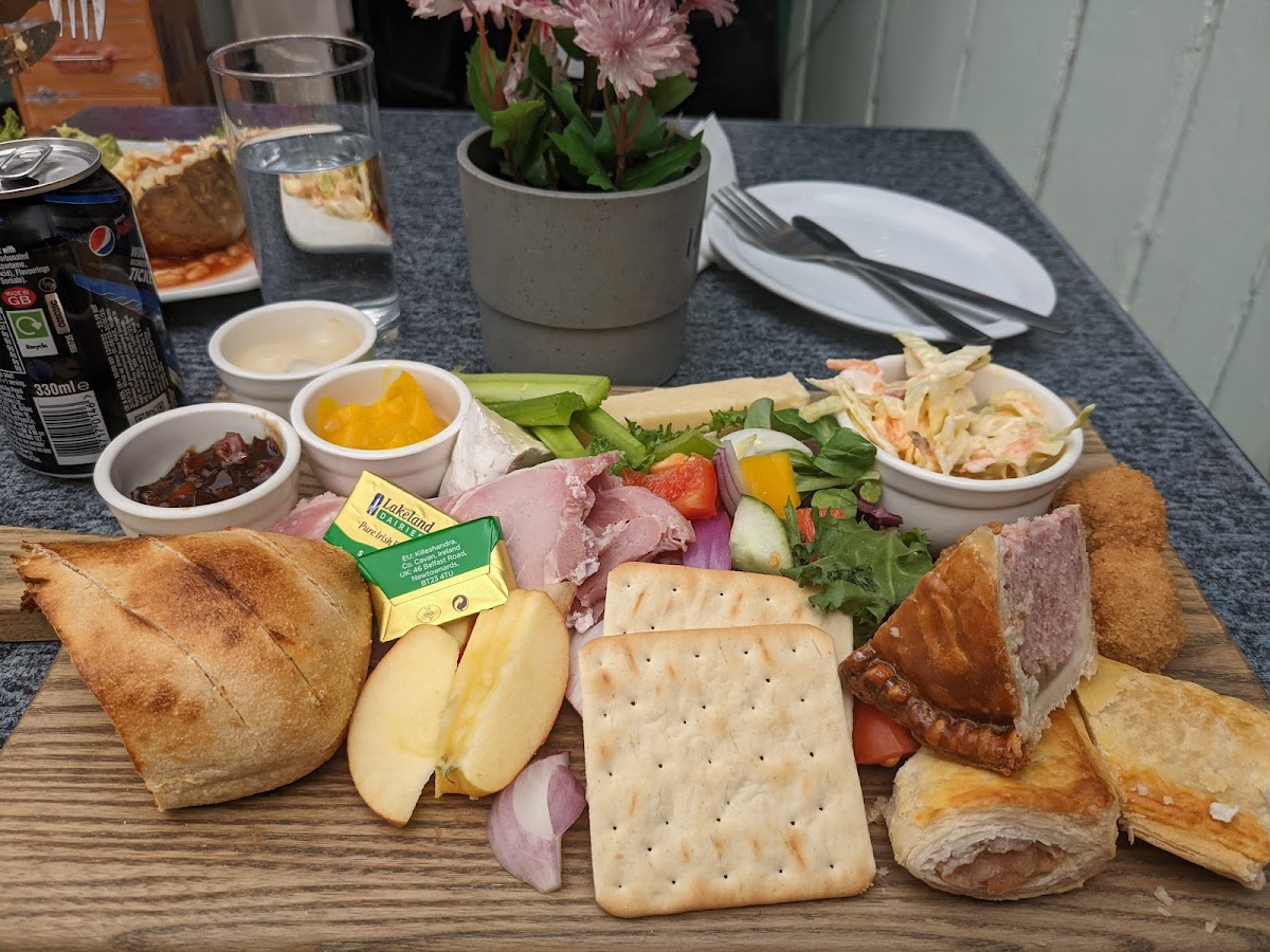 Cafe in the Park Matlock DE4 3AR - Photo 1