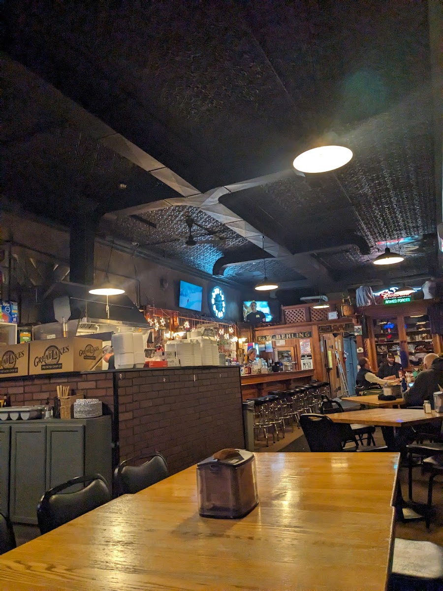 Cadet Tavern - Photo 2