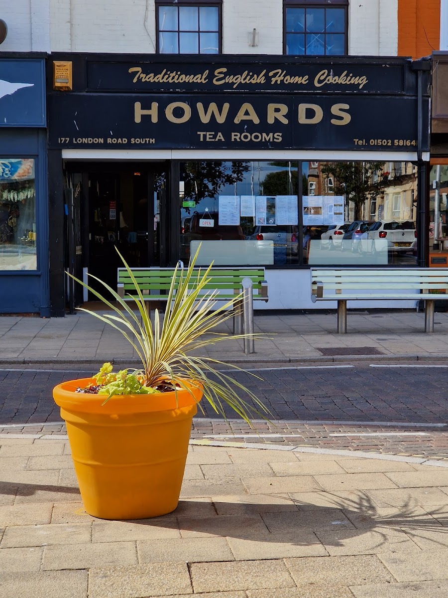 Howards Cafe Lowestoft NR33 0DR