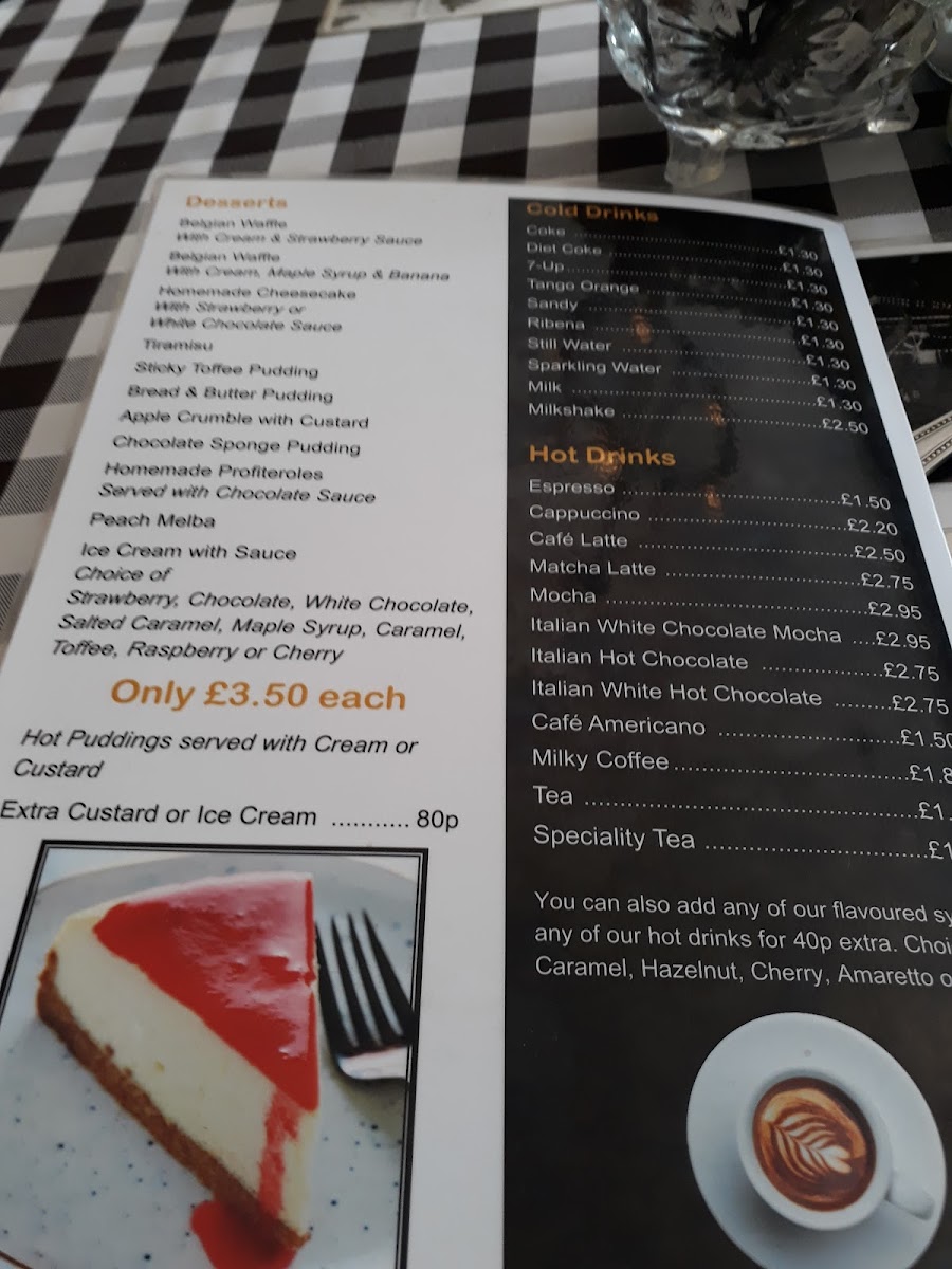 Howards Cafe Lowestoft NR33 0DR - Photo 6
