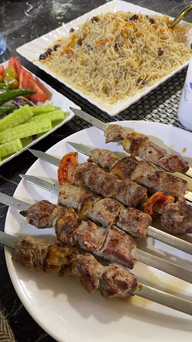 Mansour Restaurant - Photo 3