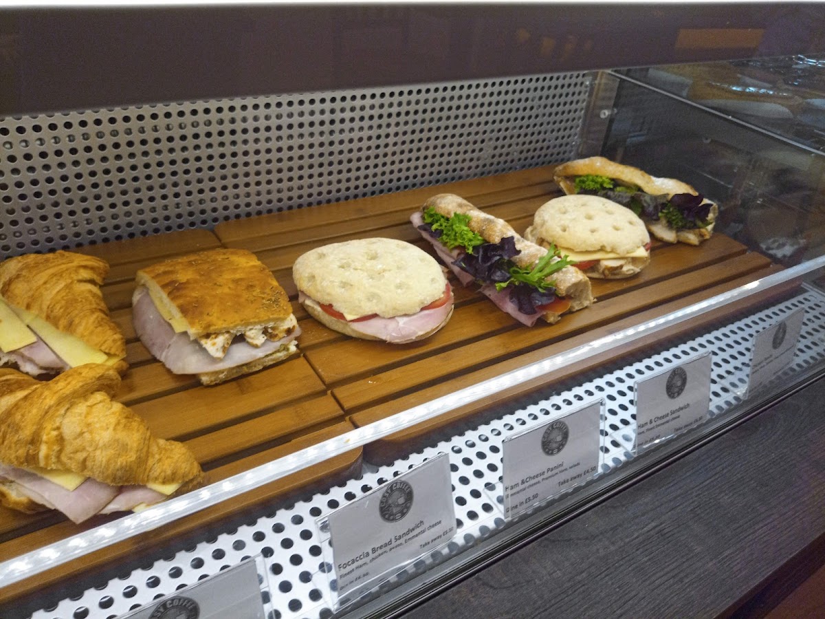 Cosy Coffee Ruislip HA4 8LS - Photo 2