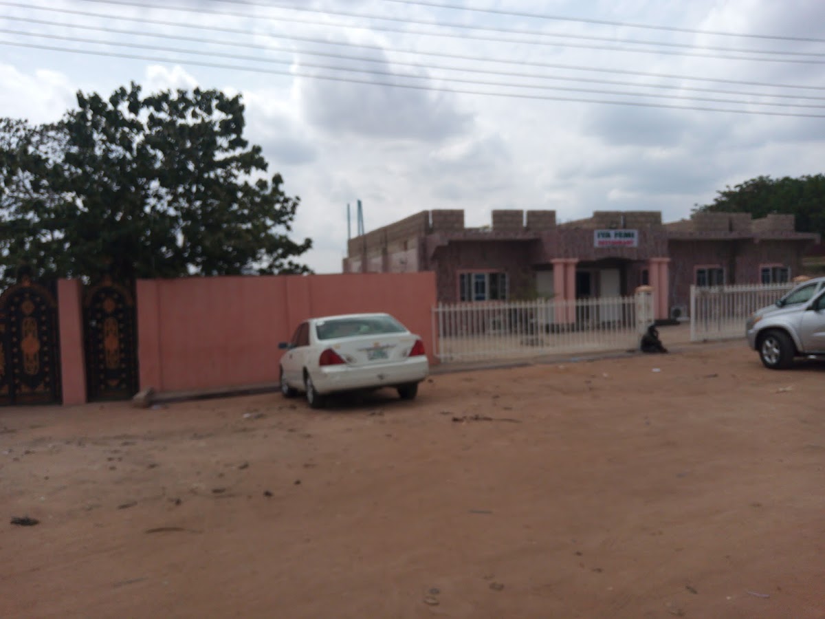 Iya Femi Restaurant - Photo 5