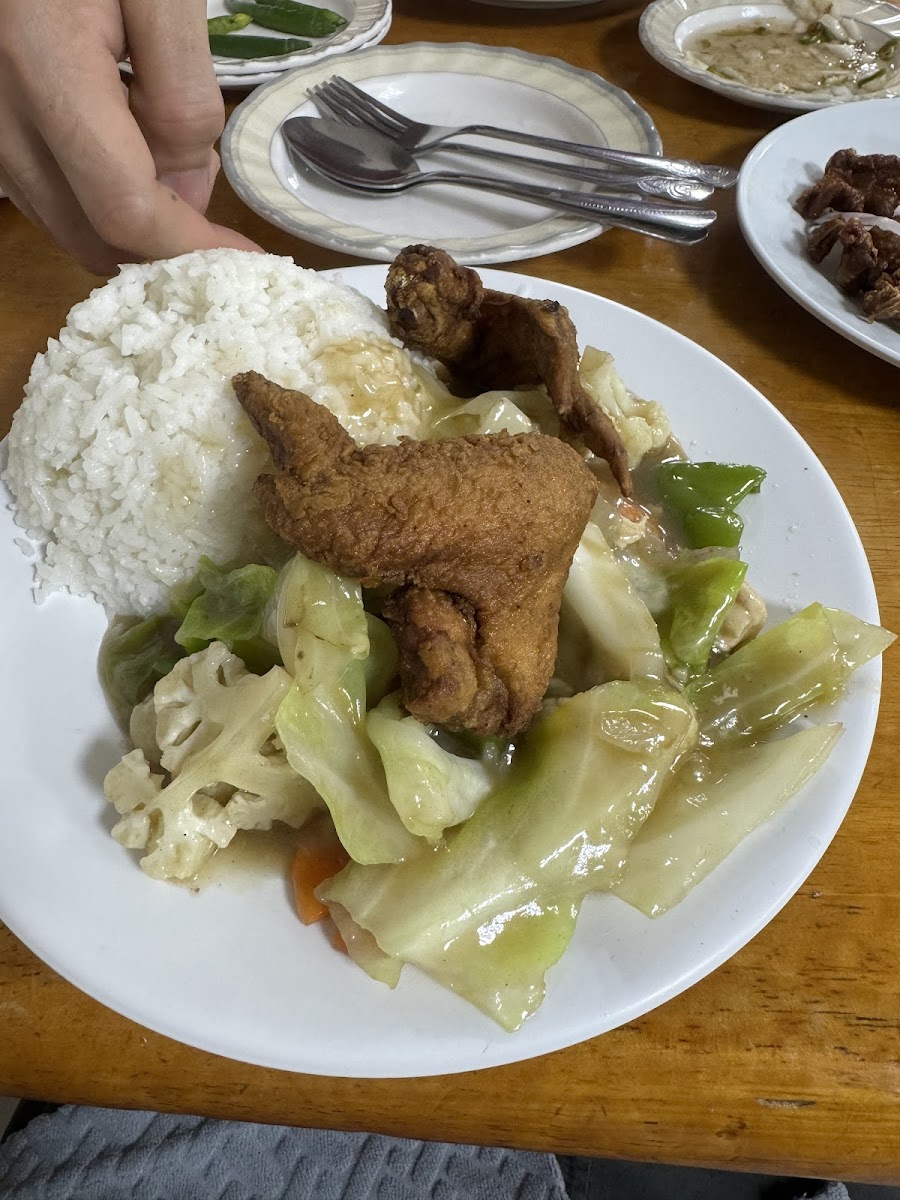 Plaza Restaurant - Photo 2