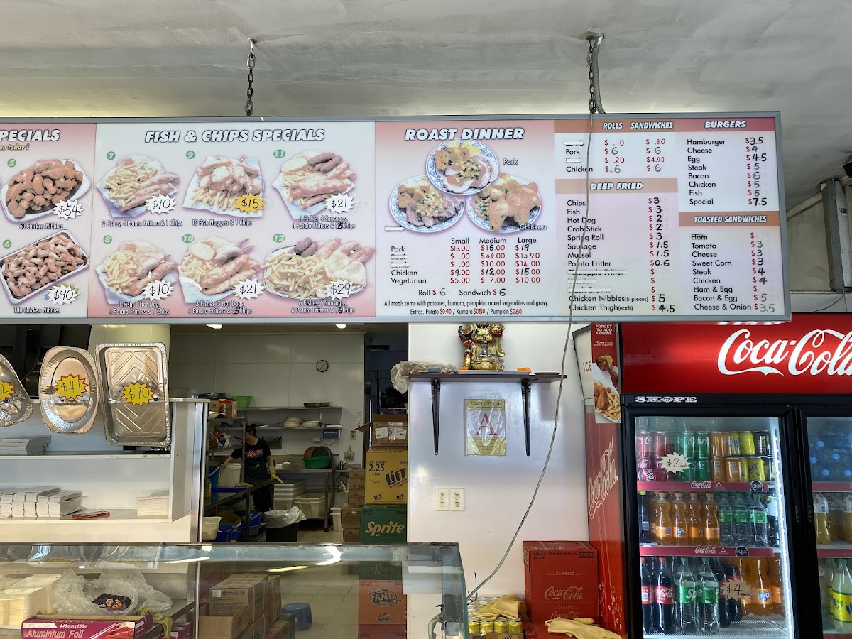 Shens Takeaway - Photo 2