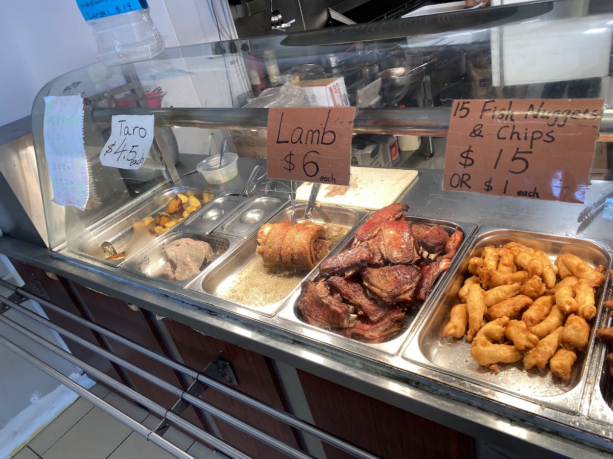 Shens Takeaway - Photo 3
