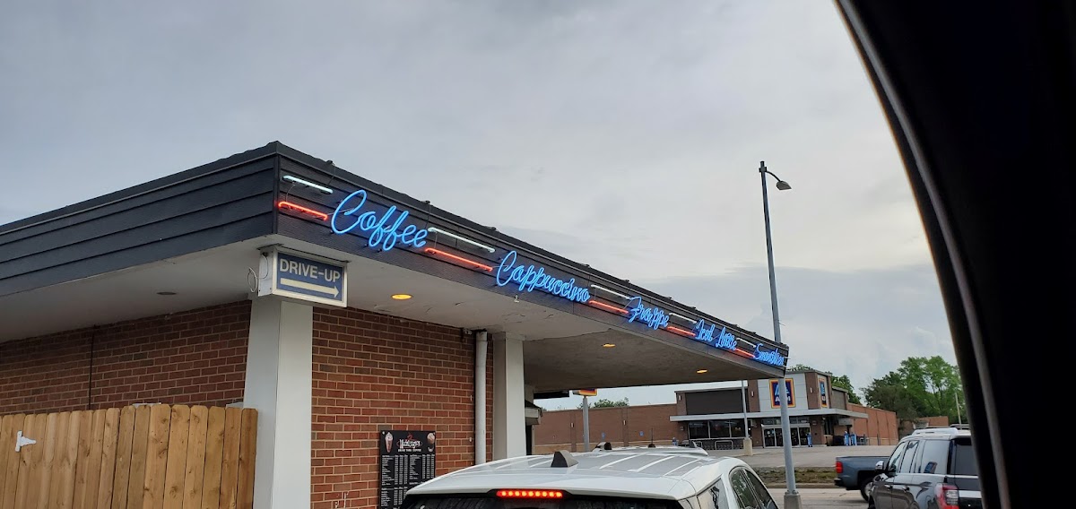 Mudslingers Drive-Thru Coffee. Lebanon