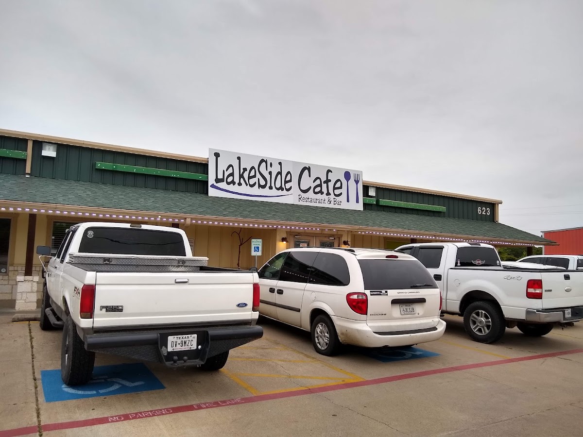 Lakeside Cafe Gun Barrel City