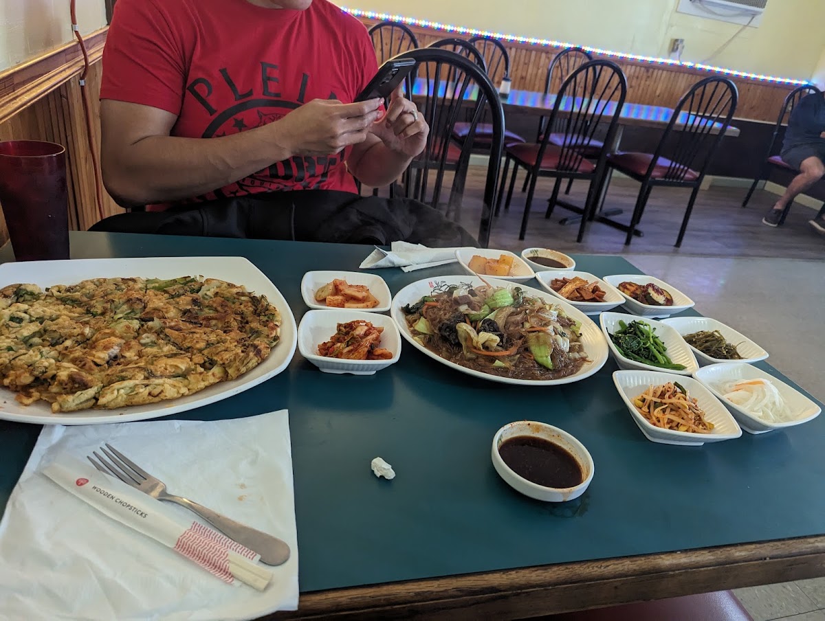 K-Restaurant Hinesville - Photo 2
