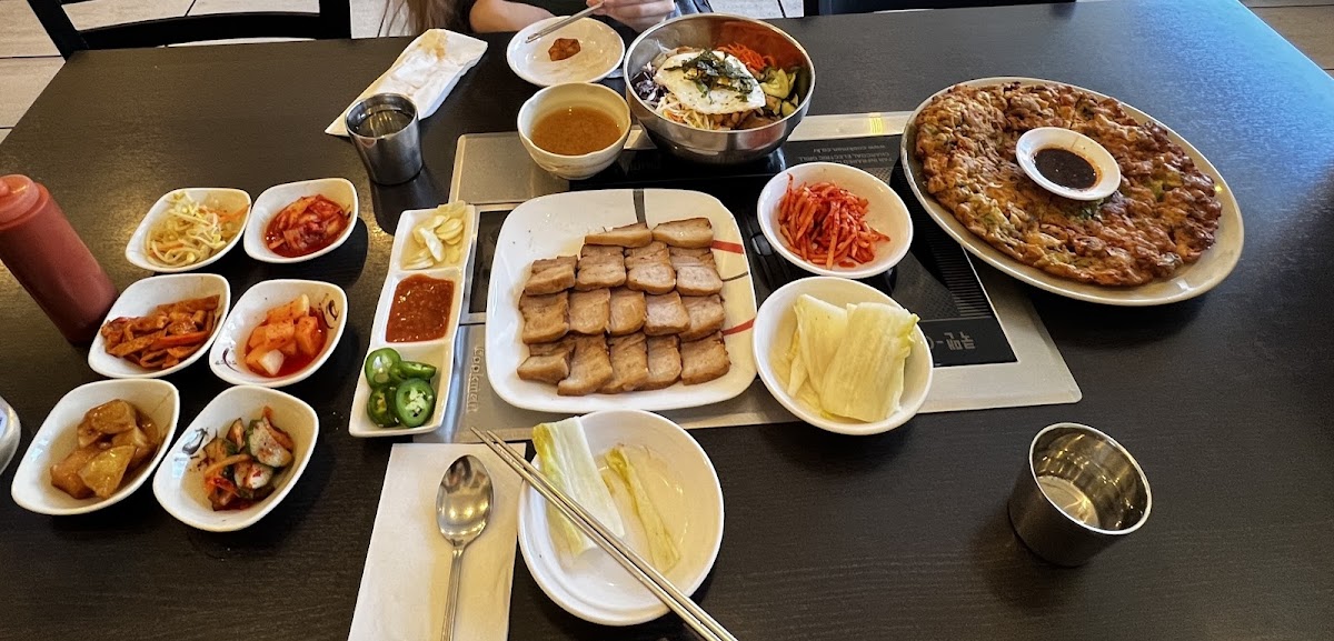 Jin Dal Lae Korean Restaurant - Photo 1