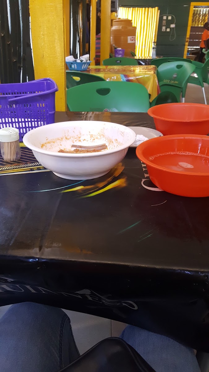 Sun City Joint Restaurant, TEMA - Photo 2