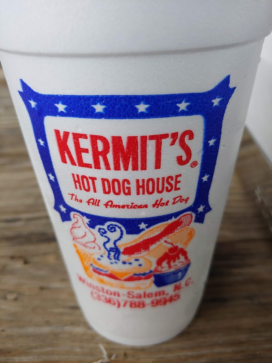 Kermit's Hot Dog House - Photo 2