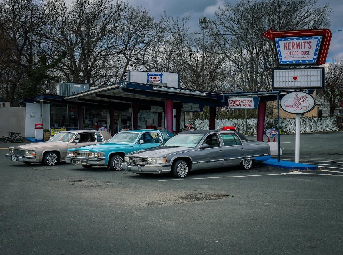 Kermit's Hot Dog House - Photo 5
