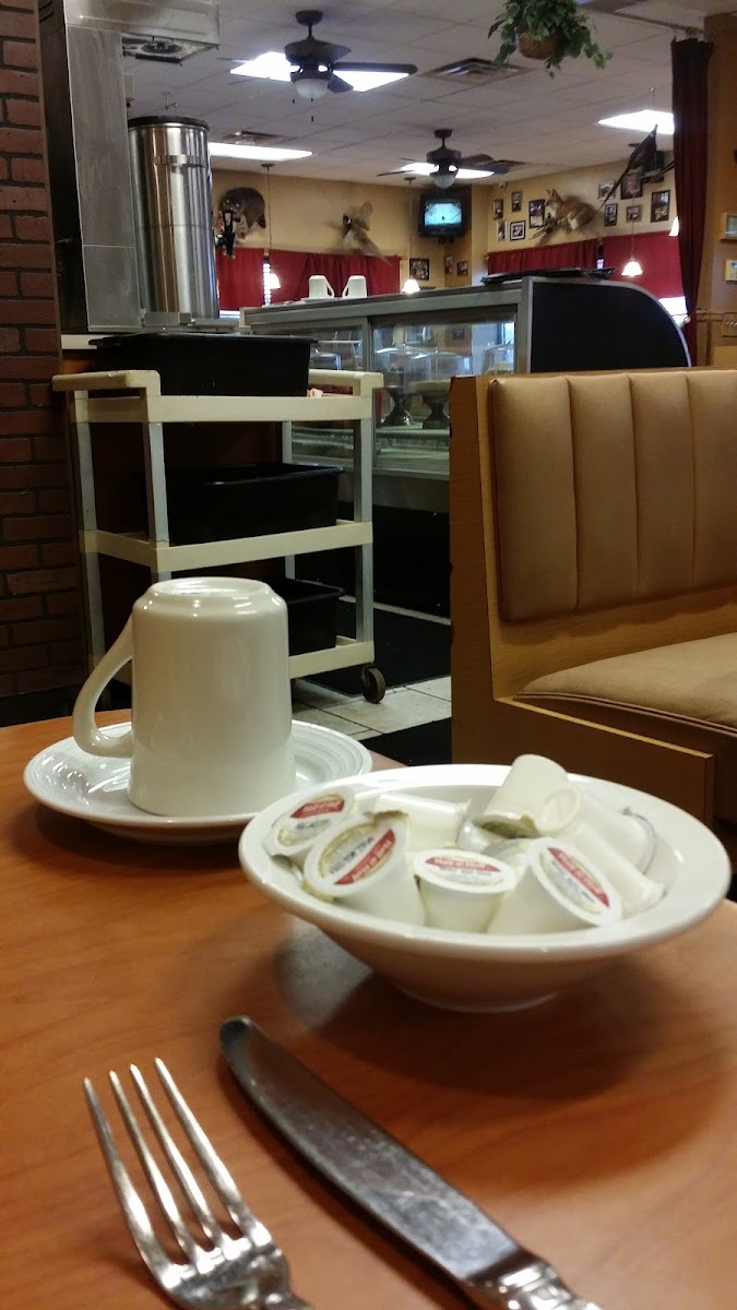 American Table Family Restaurant - Photo 5