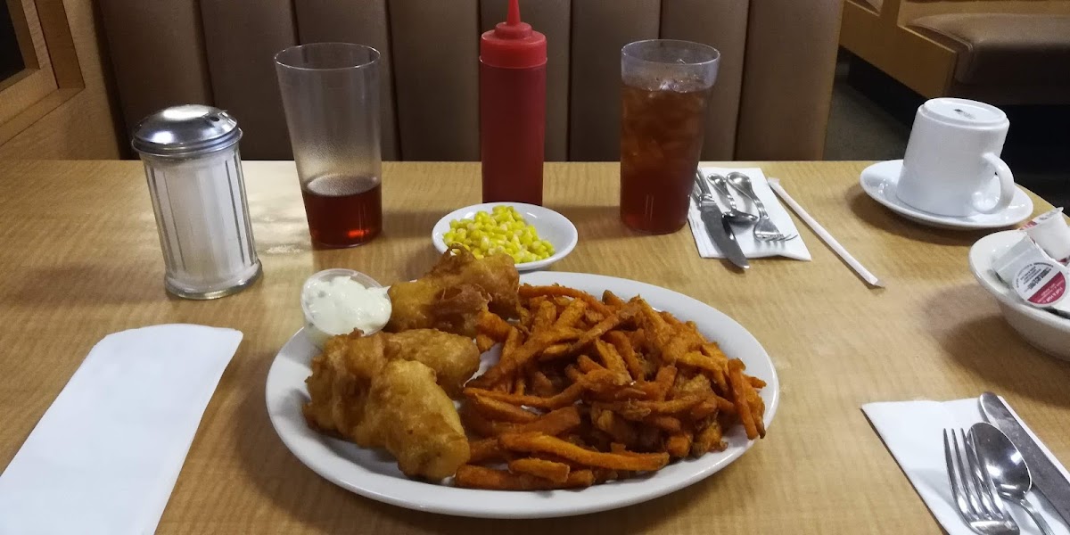 American Table Family Restaurant - Photo 7