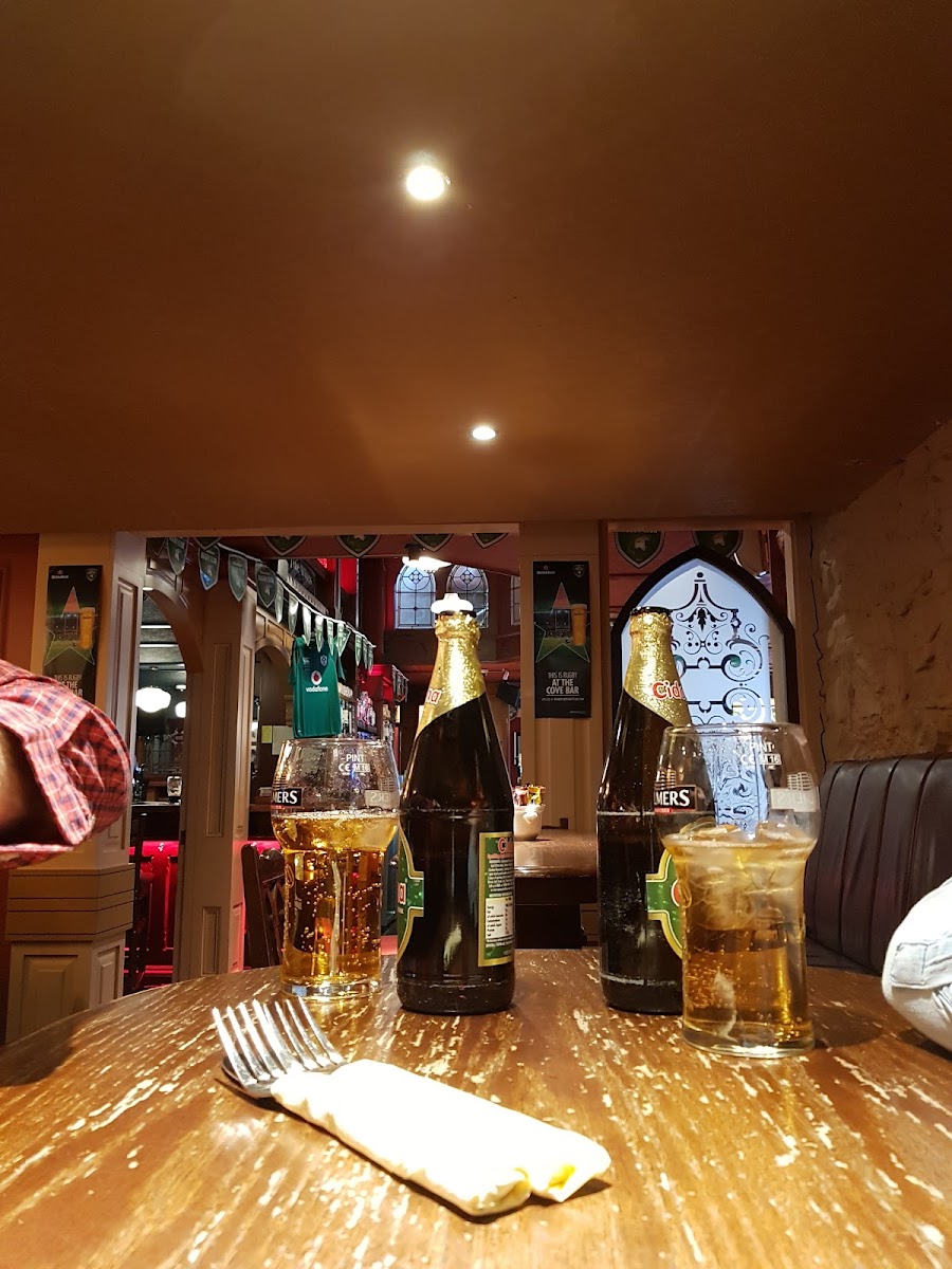 The Cove Bar - Photo 6