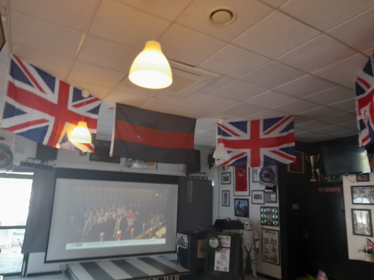 Abbey Road Bar - Photo 9